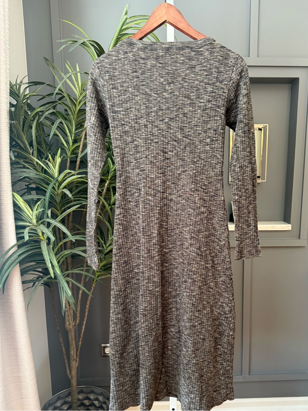 KNOWN SUPPLY Lorelei Black Heathered Ribbed Button-Front Maxi Dress Size S - Picture 3 of 10